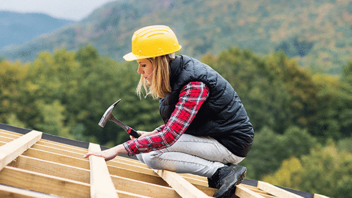 women-construction-worker